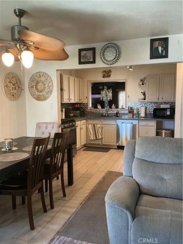 17814 Terry Street, Fontana, CA 92336