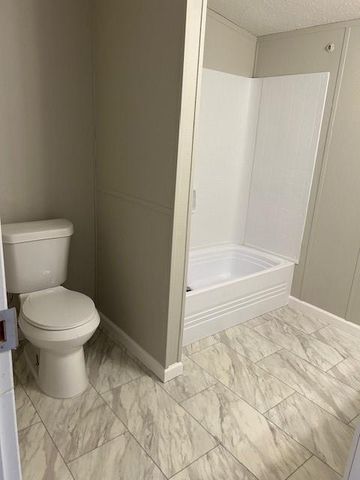 4452 Grand Oaks Drive, Willis, TX 77378