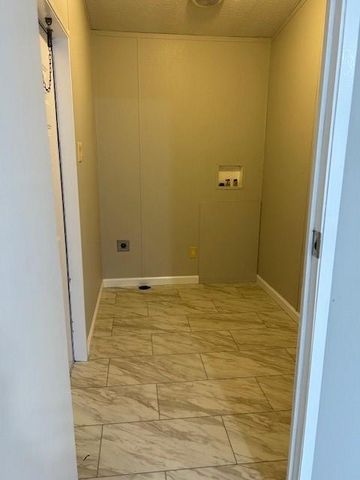 4452 Grand Oaks Drive, Willis, TX 77378