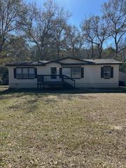 4452 Grand Oaks Drive, Willis, TX 77378