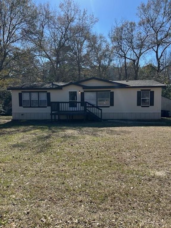 4452 Grand Oaks Drive, Willis, TX 77378