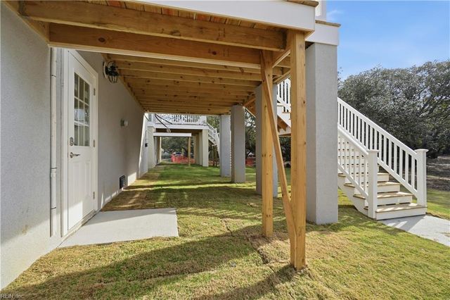 966 W Ocean View AVE, Norfolk, VA 23503