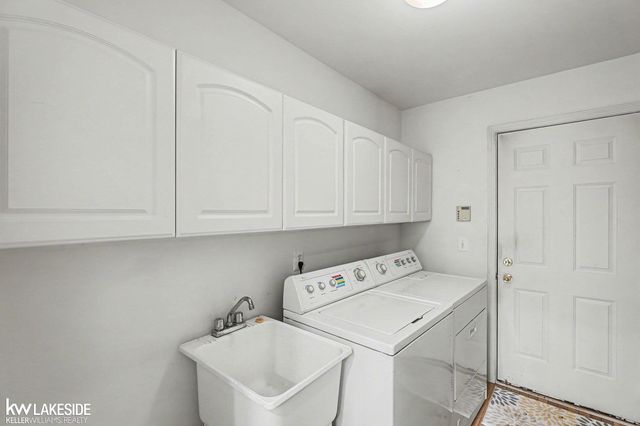 59438 Holly Court, Washington Twp, MI 48094