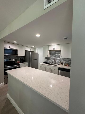 7200 NW 2nd Avenue 1520, Boca Raton, FL 33487