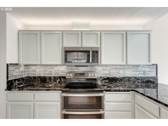 9909 Ne 53RD Ave, Vancouver, WA 98686