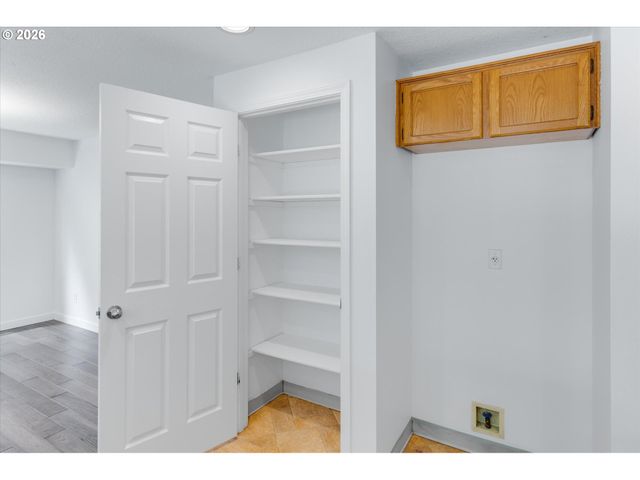 9909 Ne 53RD Ave, Vancouver, WA 98686