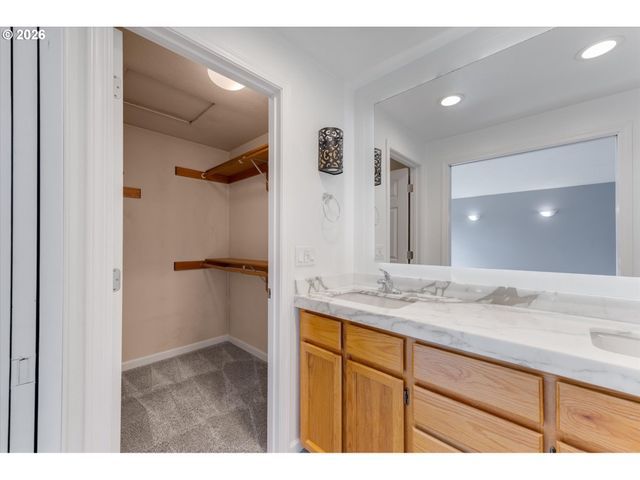 9909 Ne 53RD Ave, Vancouver, WA 98686