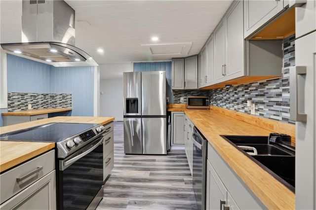 1374 Shangrila Circle, Riverdale, GA 30296