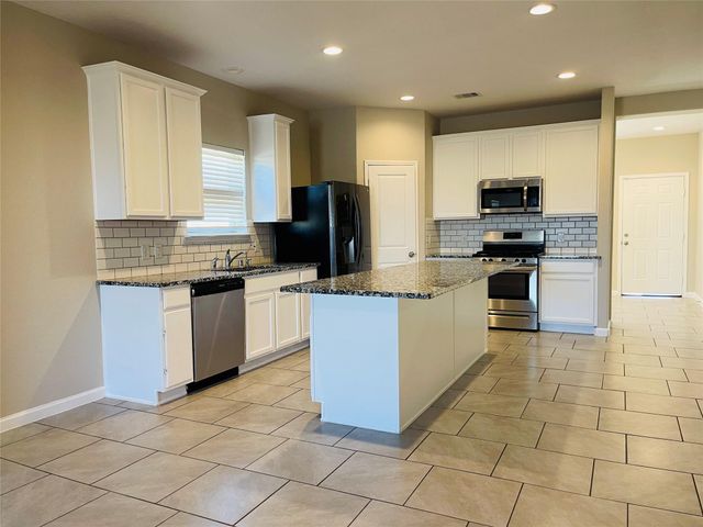 719 Ashley Falls Lane, Rosharon, TX 77583