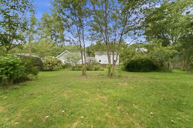 1250 Dogwood Drive, Chesterton, IN 46304