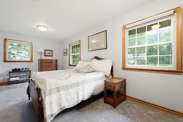 1250 Dogwood Drive, Chesterton, IN 46304