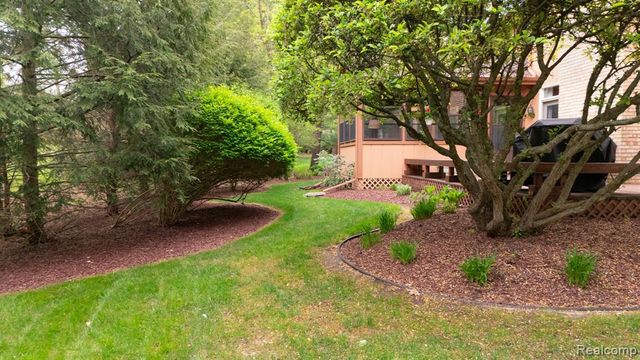 1790 Sashabaw Drive, Okemos, MI 48864