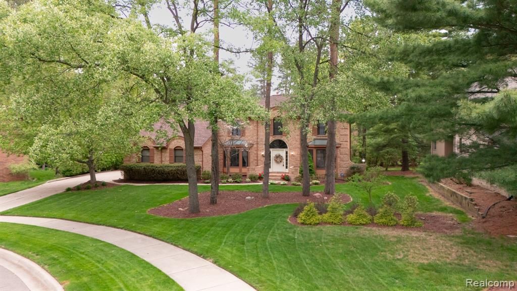 1790 Sashabaw Drive, Okemos, MI 48864
