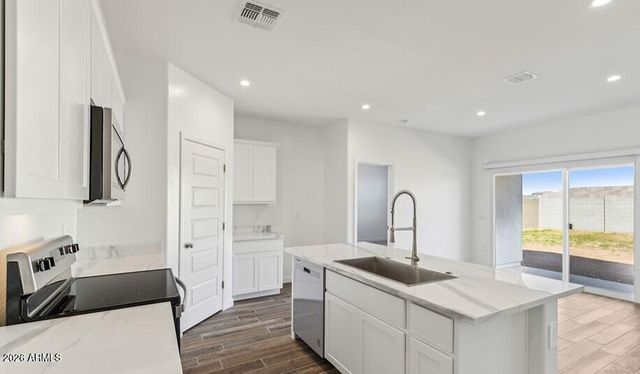 1554 E GLAZIER Drive E, Casa Grande, AZ 85122