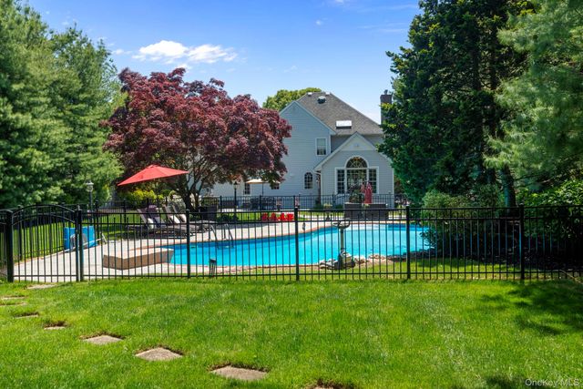 34 Ketchum Court, East Northport, NY 11731