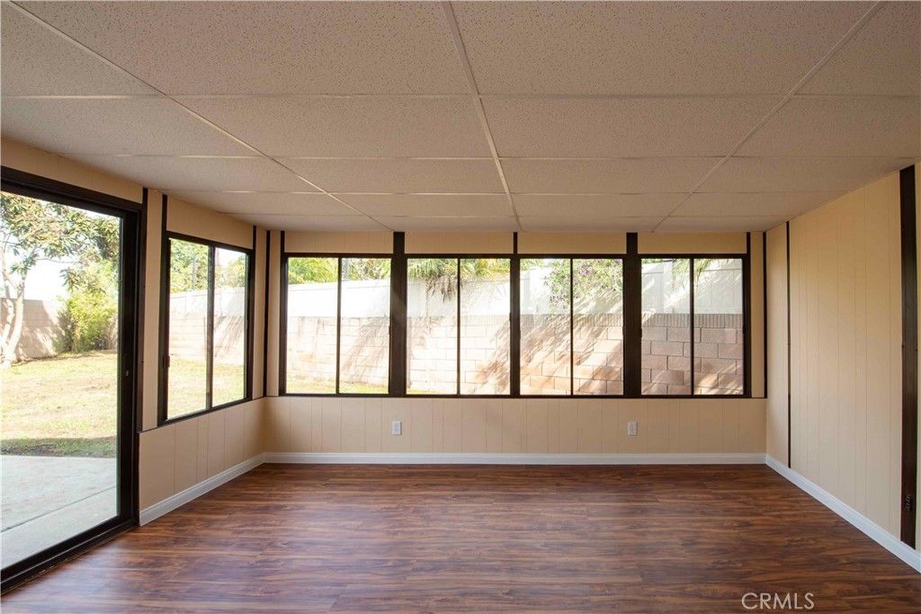 Image 15 of property listing at 23502 Kinard, Carson, CA 90745