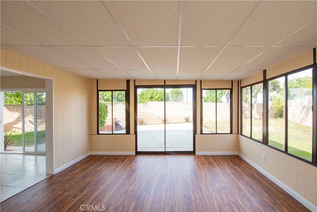 Image 16 of property listing at 23502 Kinard, Carson, CA 90745