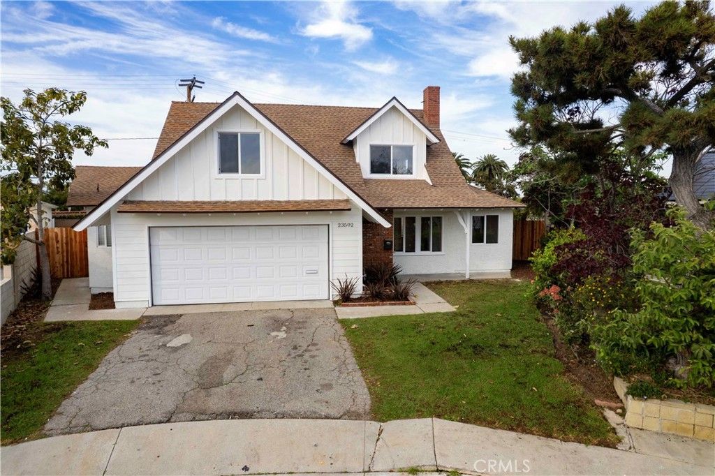 Image 2 of property listing at 23502 Kinard, Carson, CA 90745