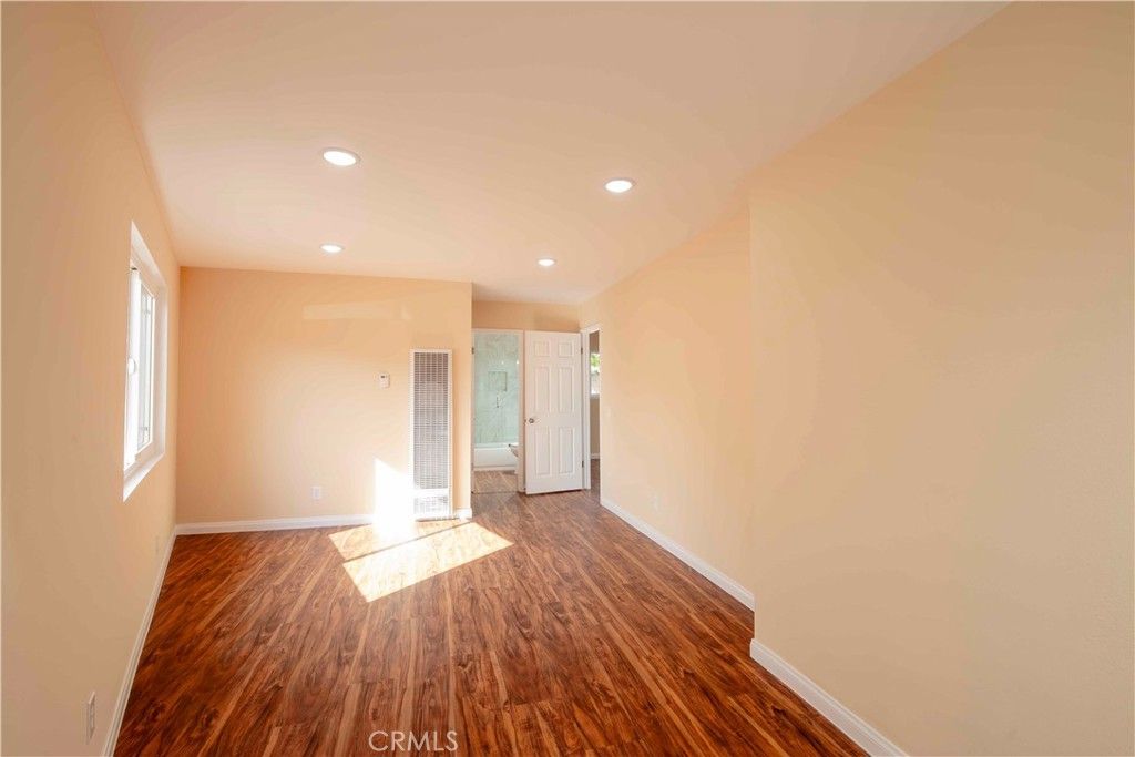 Image 34 of property listing at 23502 Kinard, Carson, CA 90745