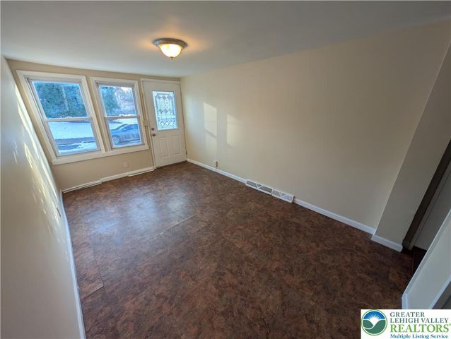 397 West Saint Joseph Street, Easton, PA 18042