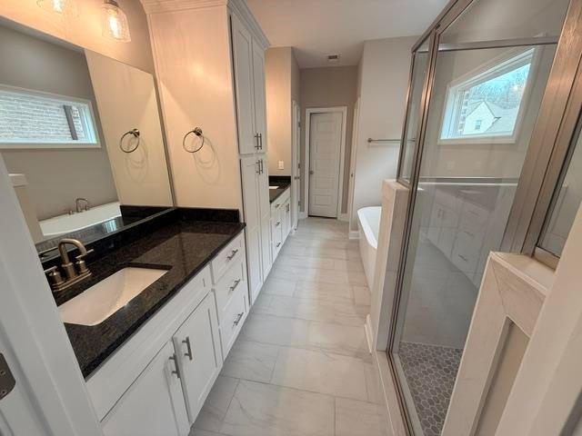 568 ROSALIE WOODS DR, Cordova, TN 38018