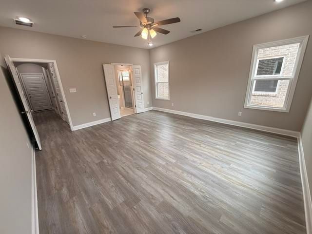 568 ROSALIE WOODS DR, Cordova, TN 38018