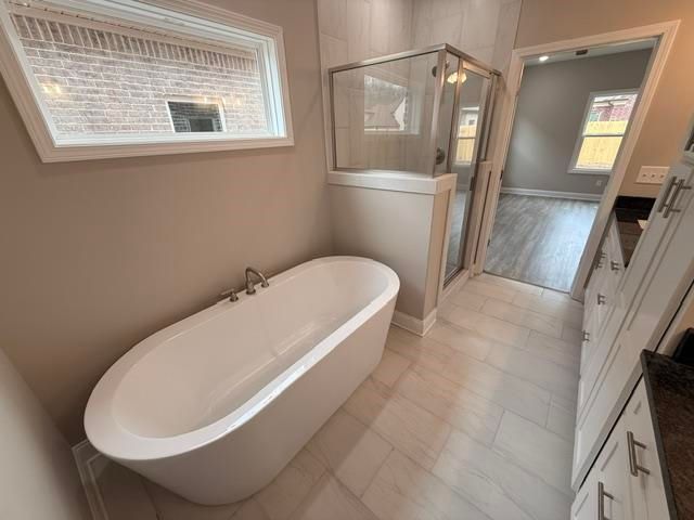 568 ROSALIE WOODS DR, Cordova, TN 38018