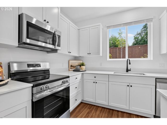 5753 Basalt Ct, Springfield, OR 97478