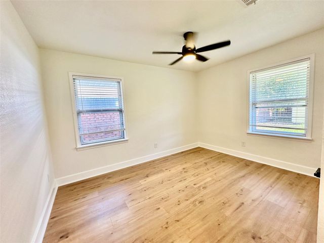 4505 W 43rd Street, Houston, TX 77092