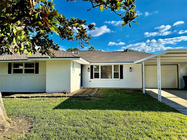 4505 W 43rd Street, Houston, TX 77092