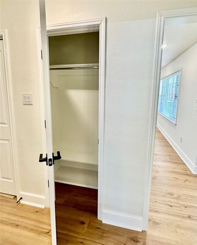 4505 W 43rd Street, Houston, TX 77092