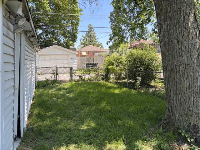 14221 S Wentworth Avenue, Riverdale, IL 60827