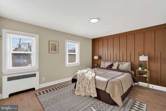 321 E GORGAS LN, Philadelphia, PA 19119