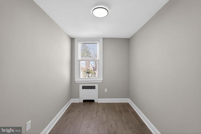 321 E GORGAS LN, Philadelphia, PA 19119