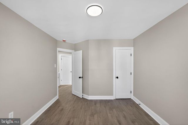 321 E GORGAS LN, Philadelphia, PA 19119