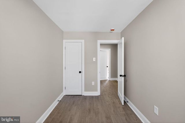 321 E GORGAS LN, Philadelphia, PA 19119