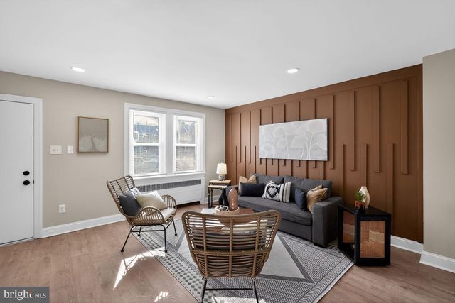 321 E GORGAS LN, Philadelphia, PA 19119