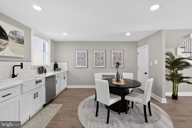 321 E GORGAS LN, Philadelphia, PA 19119