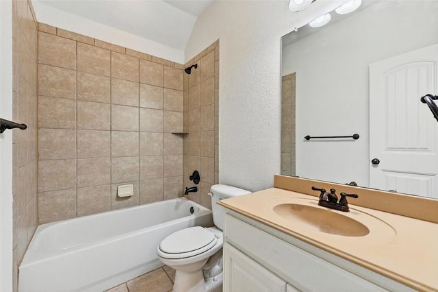 1527 San Carlos Drive, Van Alstyne, TX 75495