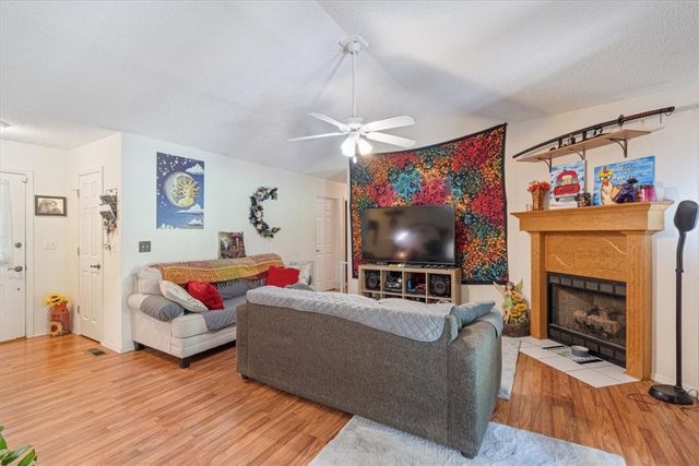 1 Dale Circle, Bella Vista, AR 72715