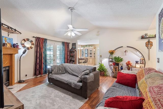 1 Dale Circle, Bella Vista, AR 72715
