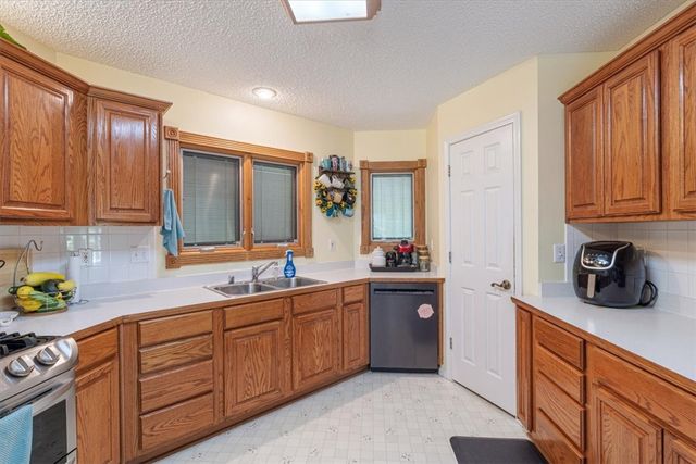 1 Dale Circle, Bella Vista, AR 72715