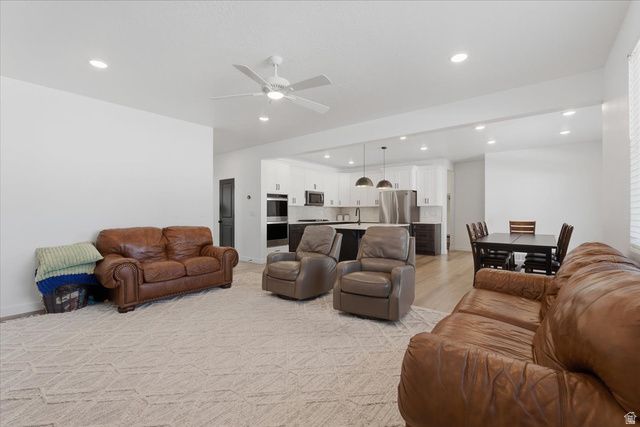 3367 S PINYON PARK LN, Mapleton, UT 84664