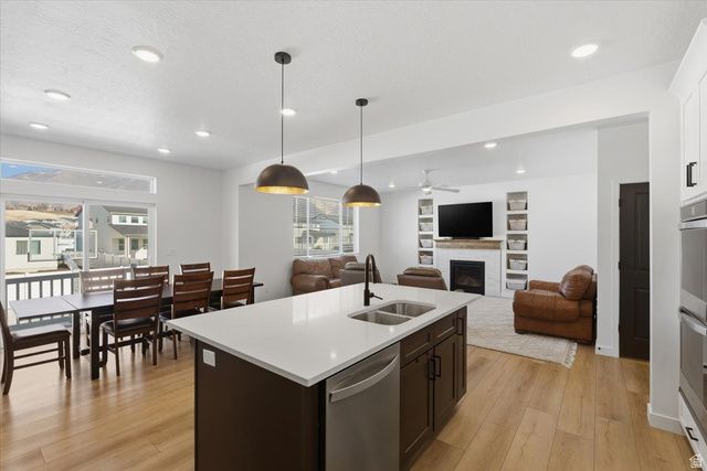 3367 S PINYON PARK LN, Mapleton, UT 84664