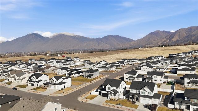 3367 S PINYON PARK LN, Mapleton, UT 84664