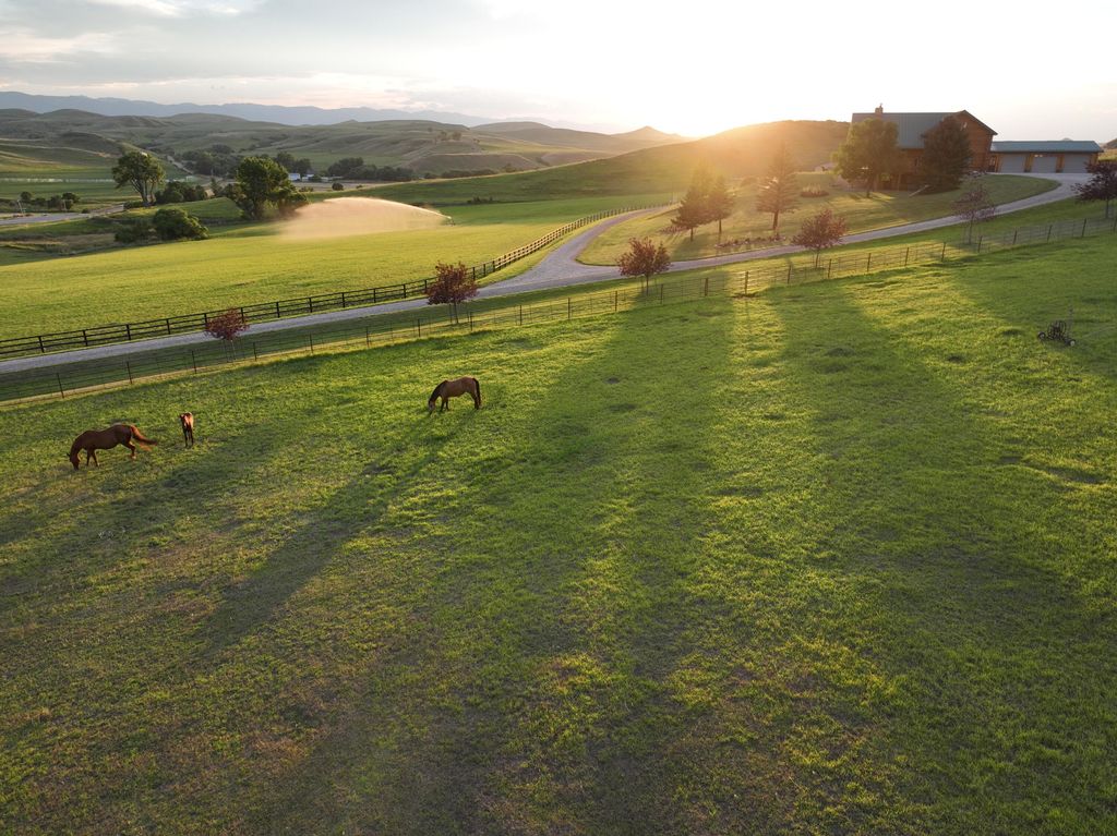 743 E US HWY 14, Sheridan, WY 82801 photo 12