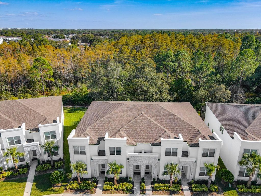 Image 5 of property listing at 17230 BLESSING DRIVE, Clermont, FL 34714