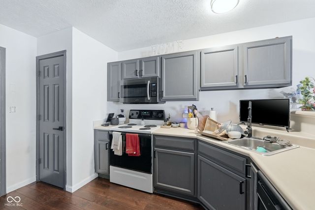 6504 Potomac Square Lane 6, Indianapolis, IN 46268