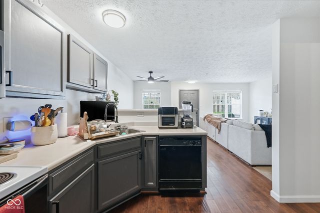 6504 Potomac Square Lane 6, Indianapolis, IN 46268