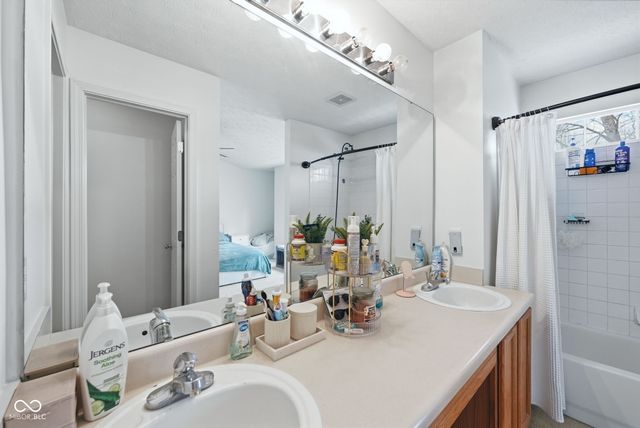 6504 Potomac Square Lane 6, Indianapolis, IN 46268